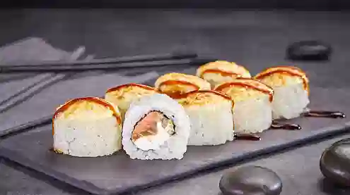 Нежный с лососем запеченный меню Суши Мастер