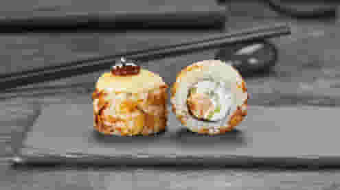 Блюдо Ролл Чикен фри хот запеченный меню Суши Мастер Ролл Чикен фри хот запеченный меню Суши Мастер