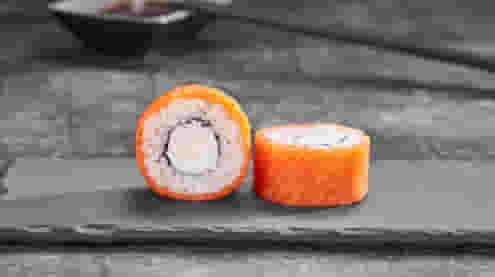 Блюдо Ролл Филадельфия классика меню Суши Мастер Ролл Филадельфия классика меню Суши Мастер