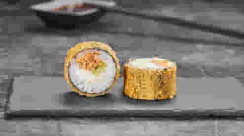 Блюдо Ролл Филадельфия темпура меню Суши Мастер Ролл Филадельфия темпура меню Суши Мастер