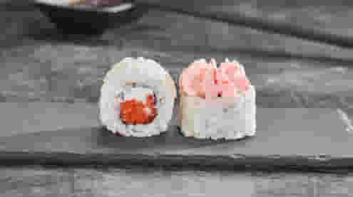 Блюдо Ролл Лава с лососем меню Суши Мастер Ролл Лава с лососем меню Суши Мастер