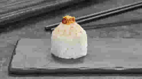 Блюдо Ролл Беконетто меню Суши Мастер Ролл Беконетто меню Суши Мастер