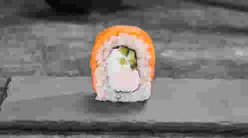 Блюдо Ролл Филадельфия сяке меню Суши Мастер Ролл Филадельфия сяке меню Суши Мастер