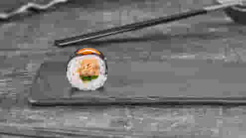 Блюдо Ролл Терияки яки (мини) меню Суши Мастер Ролл Терияки яки (мини) меню Суши Мастер