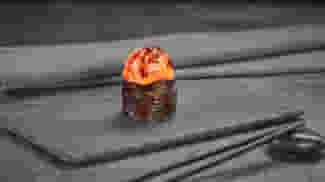 Блюдо Гункан Сяке ХОТ запеченный меню Суши Мастер Гункан Сяке ХОТ запеченный меню Суши Мастер