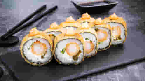 Блюдо Ролл Хрустящая креветка меню Суши Мастер Ролл Хрустящая креветка меню Суши Мастер