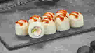 Блюдо Ролл Нежный с курицей под беконом меню Суши Мастер Ролл Нежный с курицей под беконом меню Суши Мастер