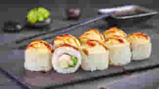 Блюдо Ролл Нежный с курицей запеченный меню Суши Мастер Ролл Нежный с курицей запеченный меню Суши Мастер