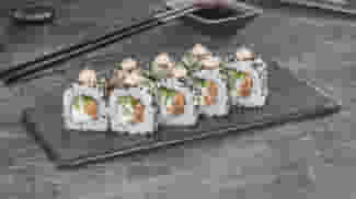 Блюдо Ролл Нихонго меню Суши Мастер Ролл Нихонго меню Суши Мастер