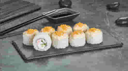 Блюдо Ролл Том ям краб запеченный меню Суши Мастер Ролл Том ям краб запеченный меню Суши Мастер