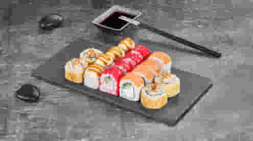 Блюдо Сет Для себя любимой меню Суши Мастер Сет Для себя любимой меню Суши Мастер