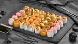 Блюдо Сет Хочу на море меню Суши Мастер Сет Хочу на море меню Суши Мастер