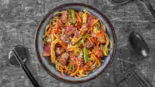 Блюдо Вок ТРИО меню Суши Мастер Вок ТРИО меню Суши Мастер