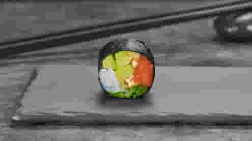 Блюдо Сашими ролл с лососем и креветкой меню Суши Мастер Сашими ролл с лососем и креветкой меню Суши Мастер